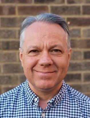 3B26-Photo-of-Neil-Spencer-315x412.jpg