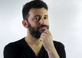 Alex Bellos .jpg