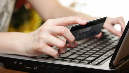 Internet-shopping-stopping-the-scammers.jpg