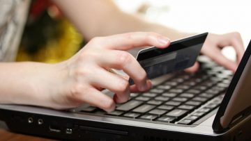 Internet shopping using credit card