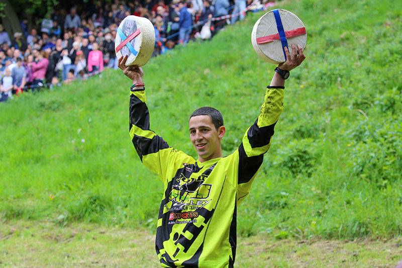 The-unbeatable-king-of-the-hill,-Chris-Anderson