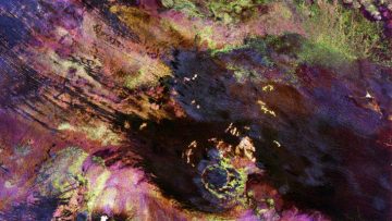 Roter-Kamm-Impact-Crater-in-Namibia
