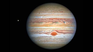 Hubble’s Crisp New Image of Jupiter and Europa
