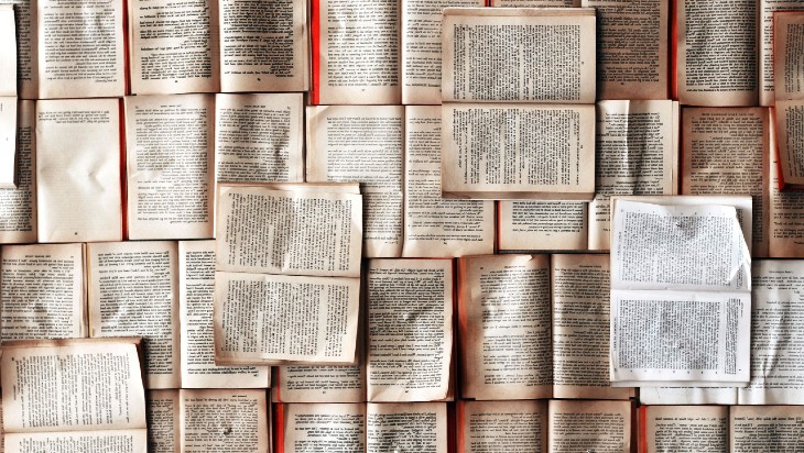 Books-with-open-pages